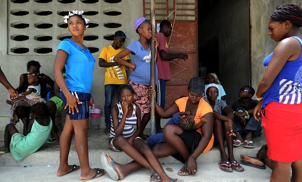 Thousands of Haitians fleeing Dominican Republic stuck in camps